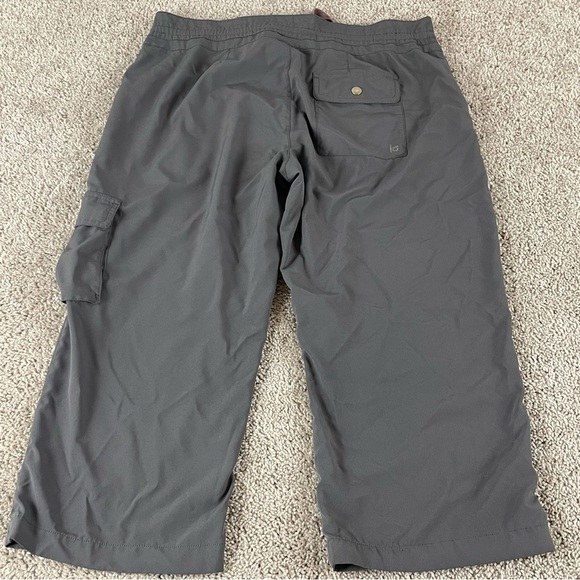 Alo Yoga Coolfit Cargo Capri Pants Medium Gray Cropped Utility Activewear C89 - Picture 1 of 9